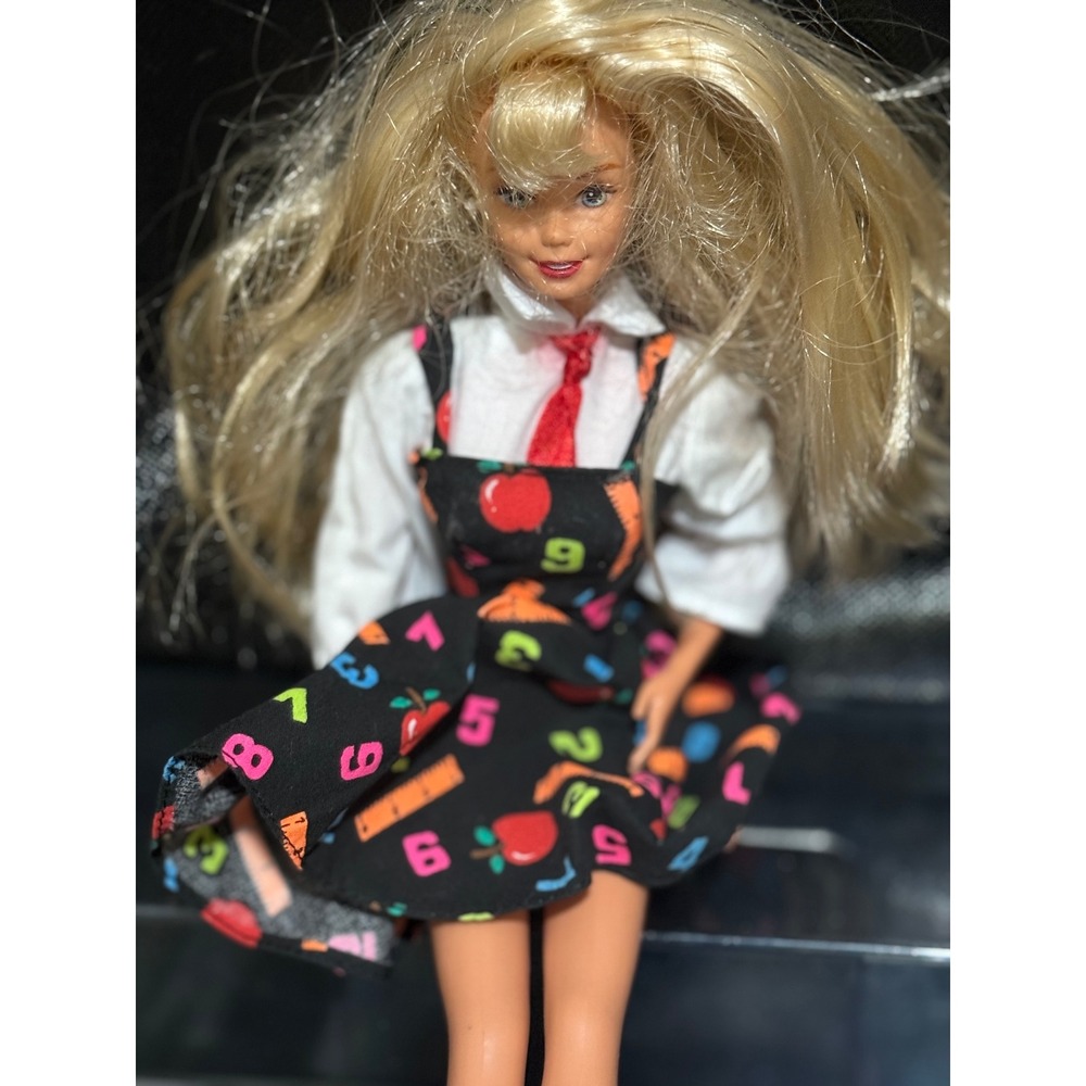 1976 School Teacher Barbie (Rare)Opens in a new window or tab Pre-Owned